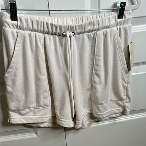 Womens pull on shorts